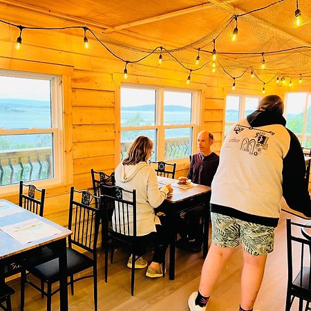 Knotty Pine Ocean Front Suite - Adults Only Ingonish Exteriér fotografie