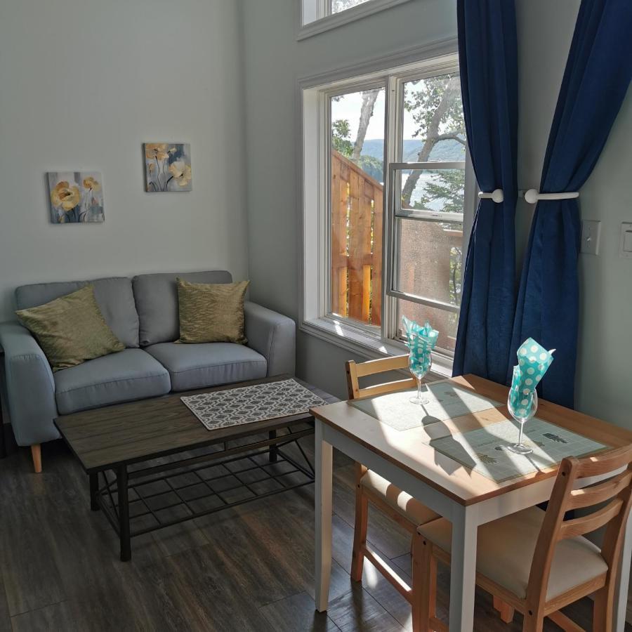 Knotty Pine Ocean Front Suite - Adults Only Ingonish Exteriér fotografie