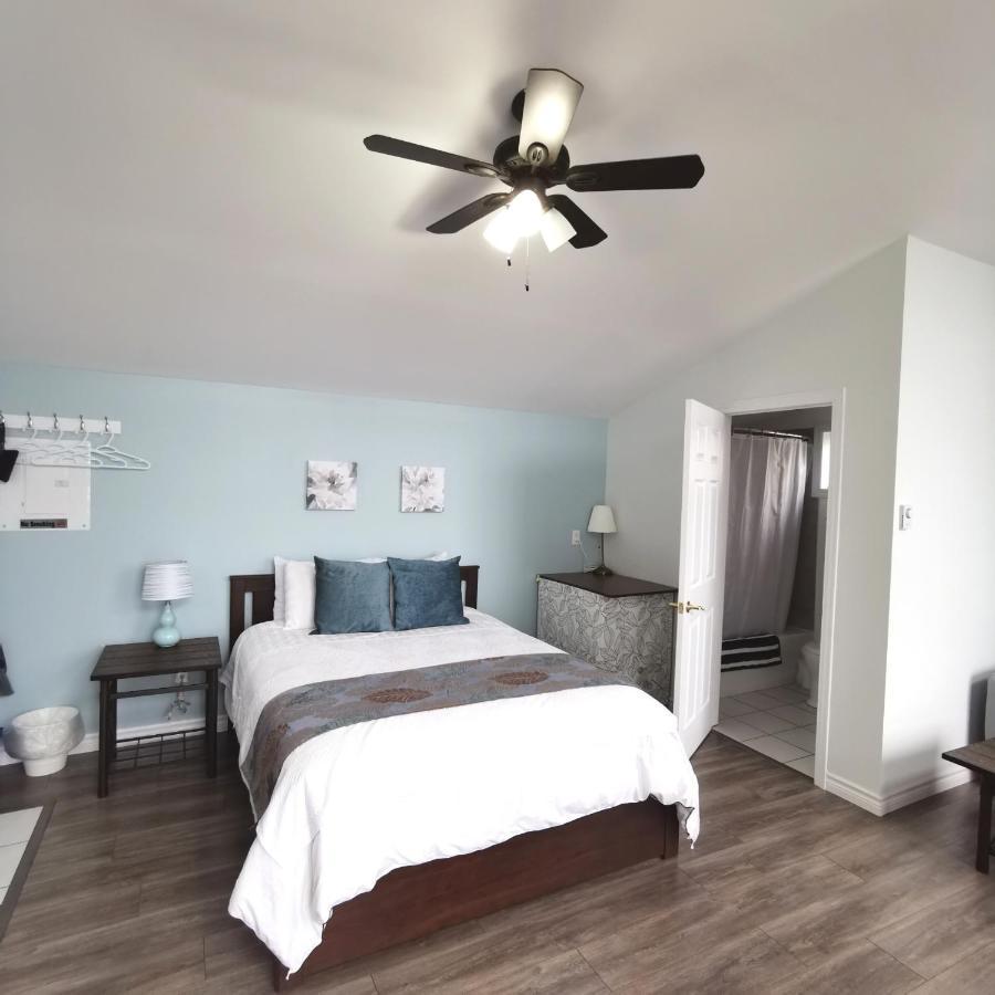 Knotty Pine Ocean Front Suite - Adults Only Ingonish Exteriér fotografie