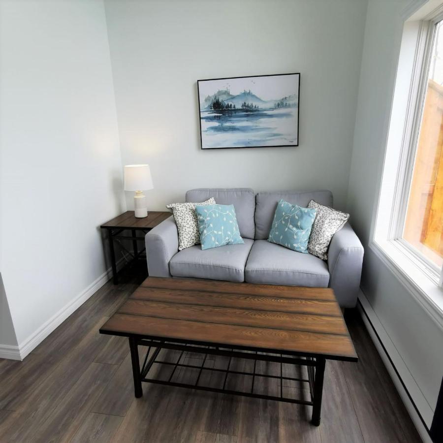 Knotty Pine Ocean Front Suite - Adults Only Ingonish Exteriér fotografie