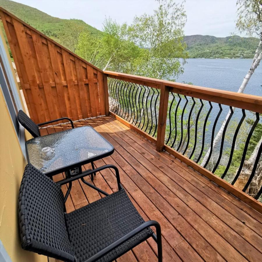 Knotty Pine Ocean Front Suite - Adults Only Ingonish Exteriér fotografie