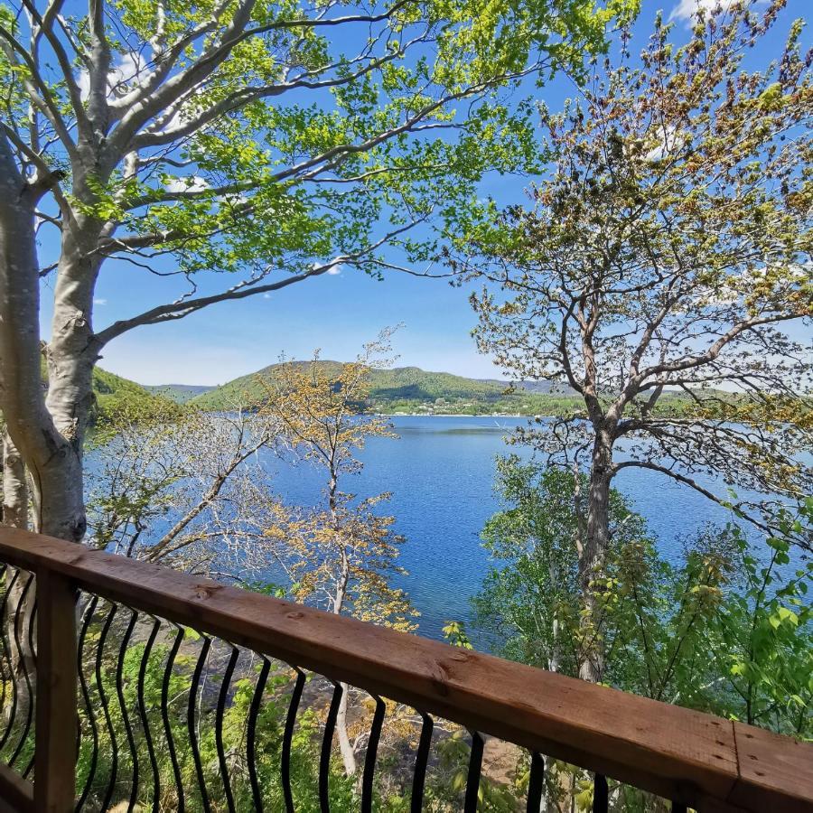 Knotty Pine Ocean Front Suite - Adults Only Ingonish Exteriér fotografie