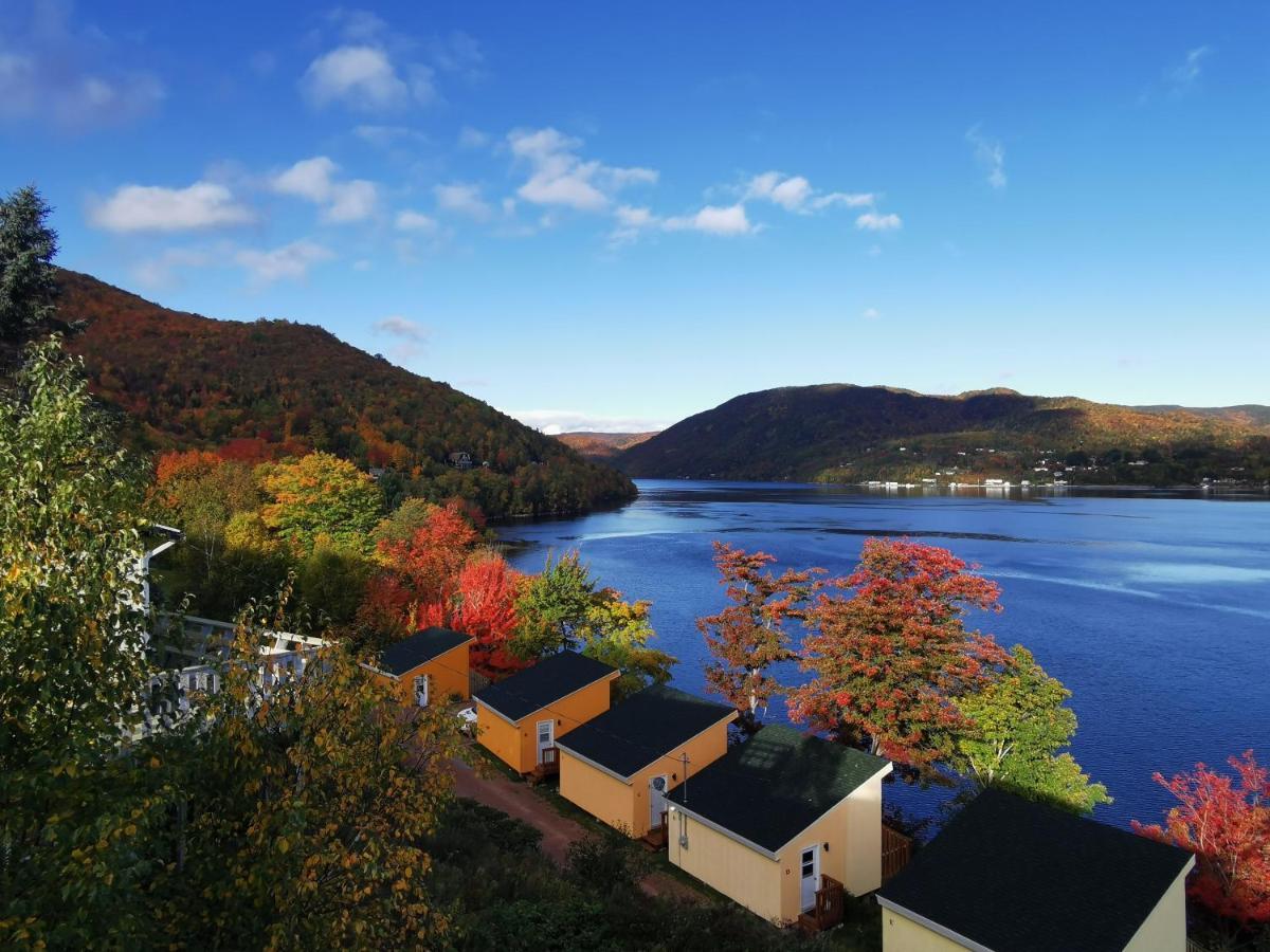 Knotty Pine Ocean Front Suite - Adults Only Ingonish Exteriér fotografie
